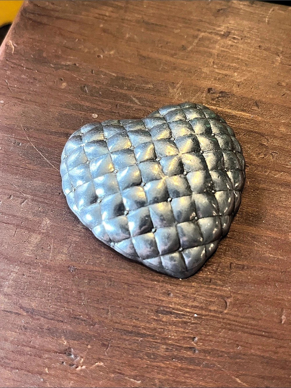 Vintage 1988 Seagull Pewter Canada Heart Brooch Silver Tone Textured Statement